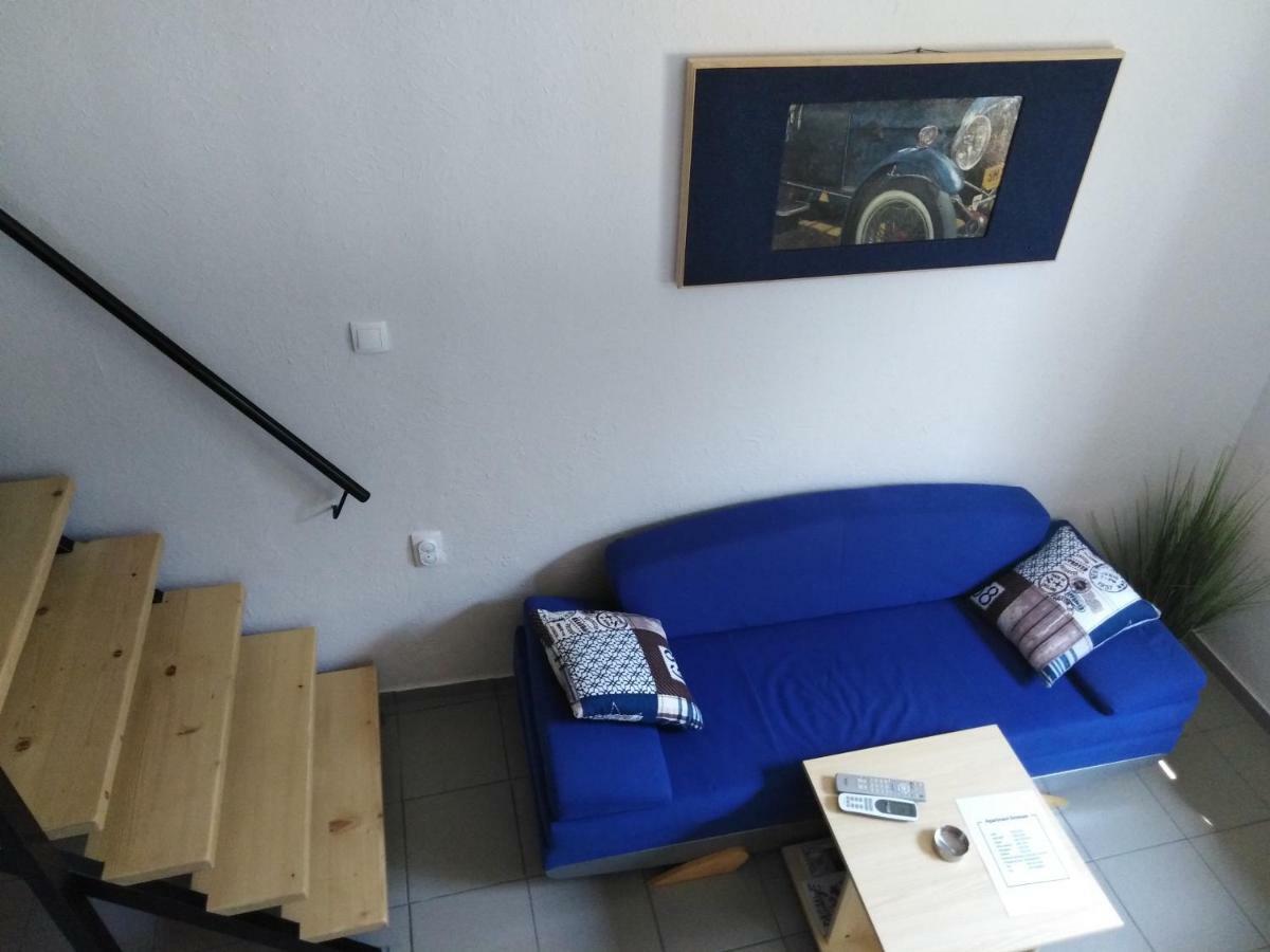 Apartmani Sirmium Sremska Mitrovica Exterior foto